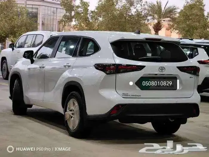 هايلاندر LE ستاندر ابيض 2024 4
