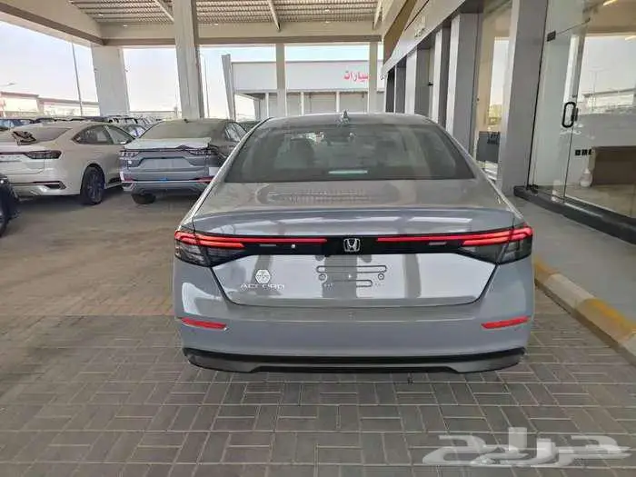 هوندا اكورد EX نص فل 2025 سعودي لوحات فوري 12