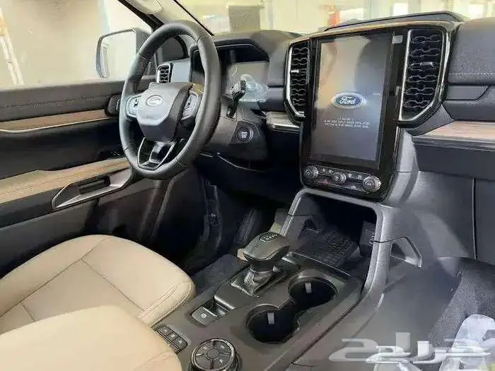 فورد ايفرست نص فل موديل 2025 XLT 7