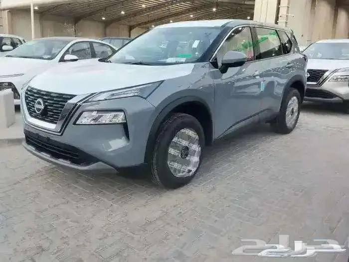 نيسان اكستريل ستاندر 5 و 7 مقاعد بافضل الاسعار 2025 كاش وبنك 4
