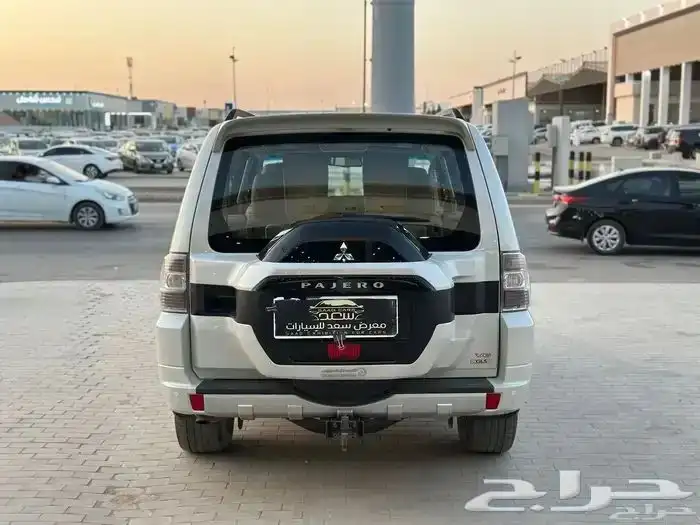 ميتسوبيشي باجيرو فل كامل 2019 6