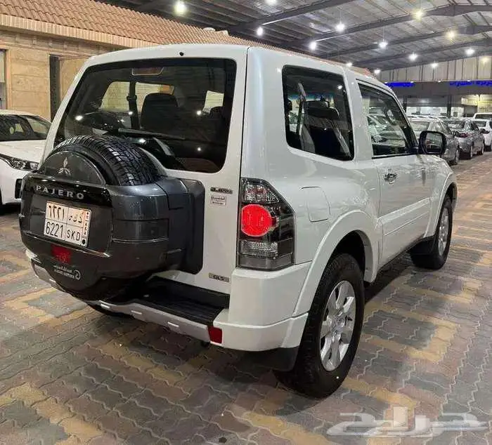 للبيع باجيرو 2020 بابين V6 3.8 سعودي ( عداد قليل ) 14