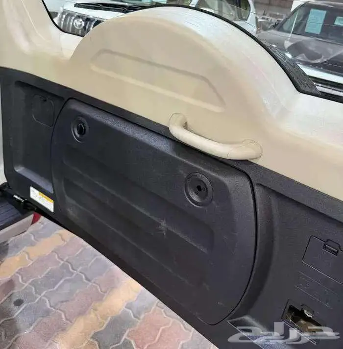 للبيع باجيرو 2020 بابين V6 3.8 سعودي ( عداد قليل ) 42