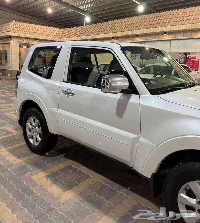 للبيع باجيرو 2020 بابين V6 3.8 سعودي ( عداد قليل ) 11
