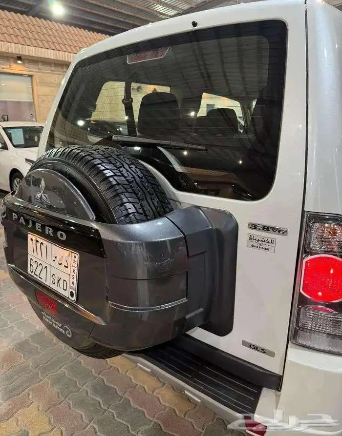 للبيع باجيرو 2020 بابين V6 3.8 سعودي ( عداد قليل ) 15
