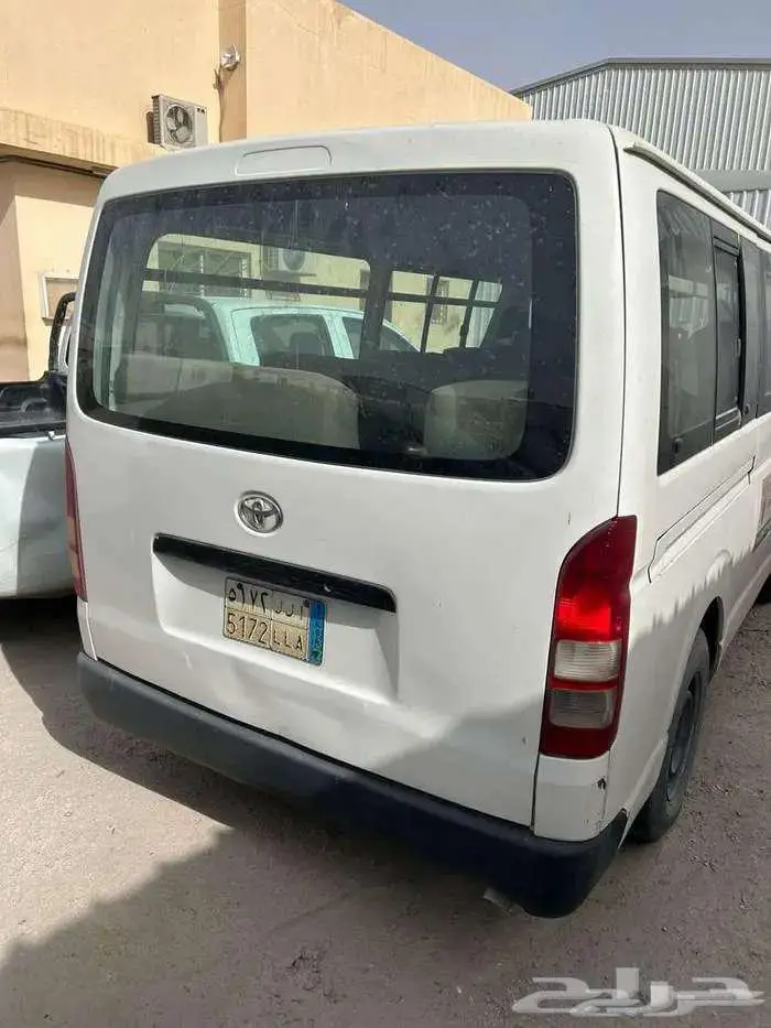 مجموعة سيارات ايسوزو 6