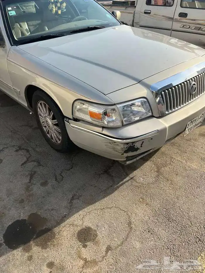 فورد جراند ماركيز 2007 نظيف للبيع 3