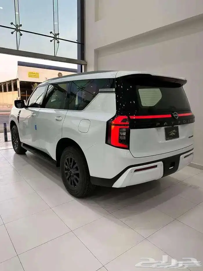 نيسان باترول تيتانيوم موديل 2025 كاش وتقيسط جميع البنوك 3