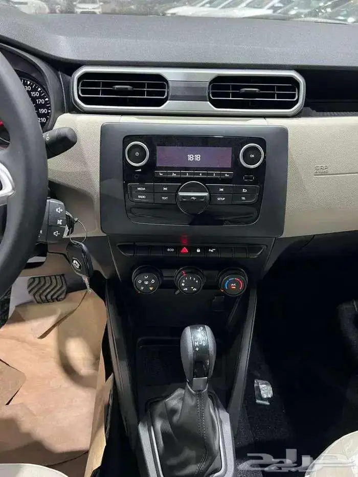 رينو داستر ستاندر 2025 6