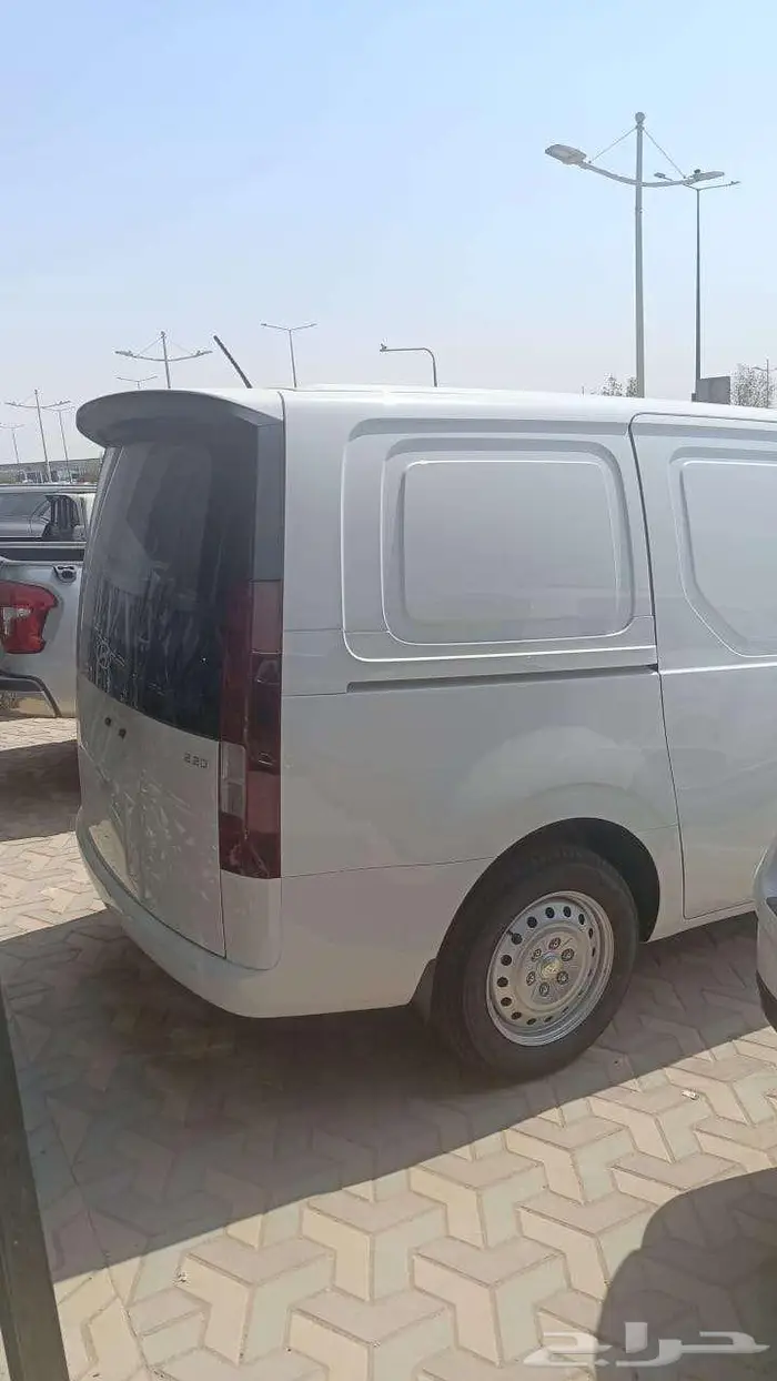 هيونداي ستاريا بضائع 3