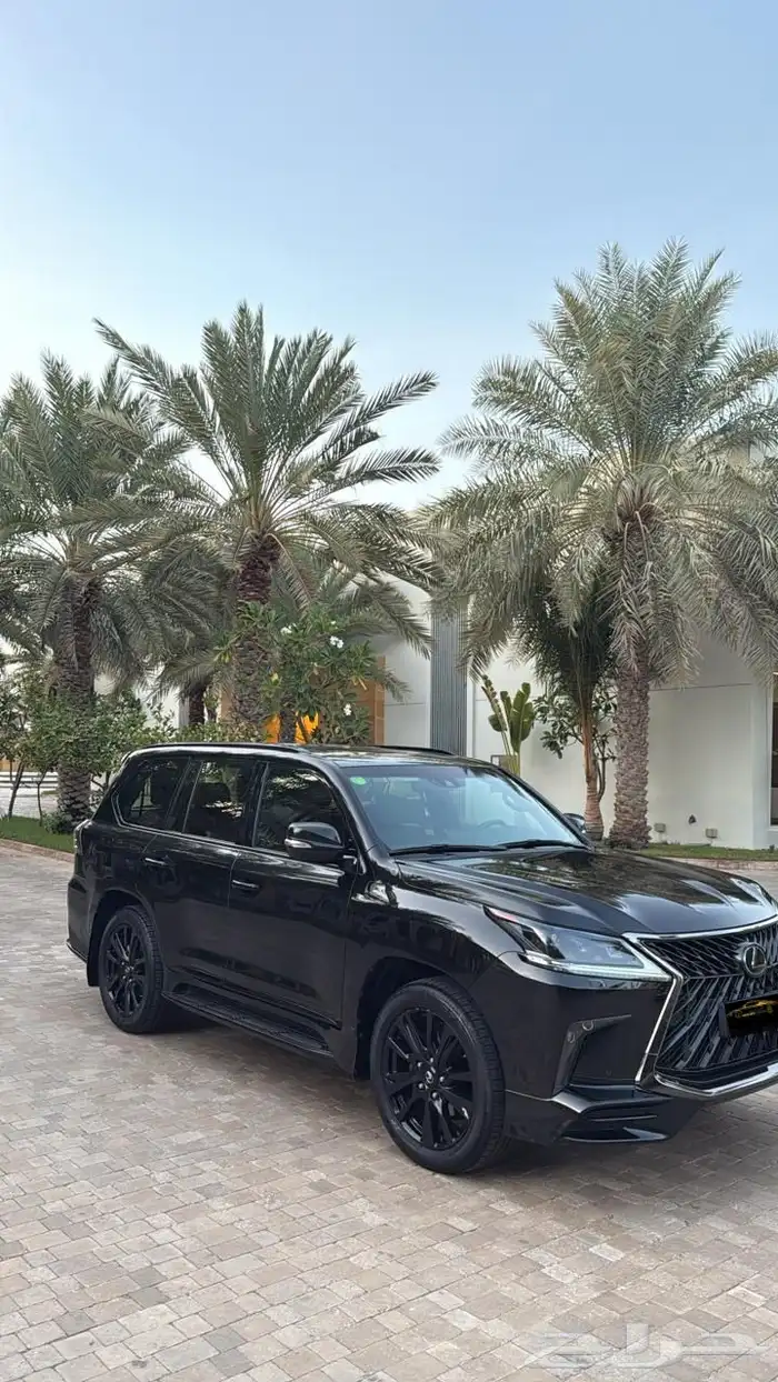 الكزس بلاك اديشن LX 570 2019 4