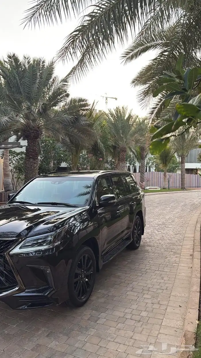 الكزس بلاك اديشن LX 570 2019 6