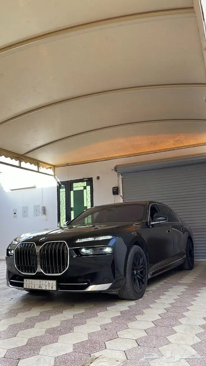 BMW 735 - 2024 بي ام دبليو 9
