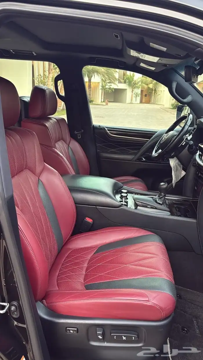 الكزس بلاك اديشن LX 570 2019 10
