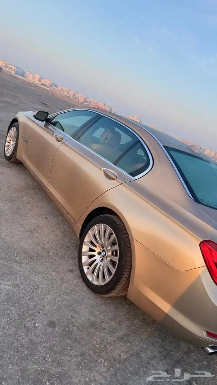 بي ام 11