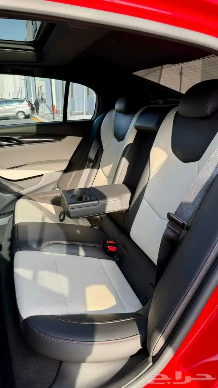 كاديلاك CT5 v 2020 18