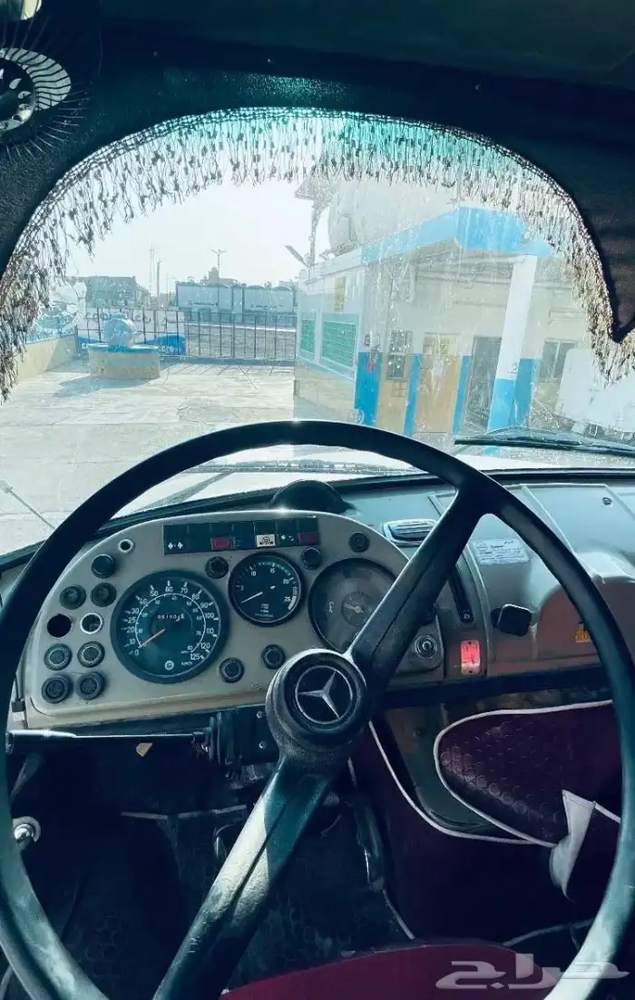 عايدي موديل 1984 مرسيدس بوز ( تم البيع ) 4
