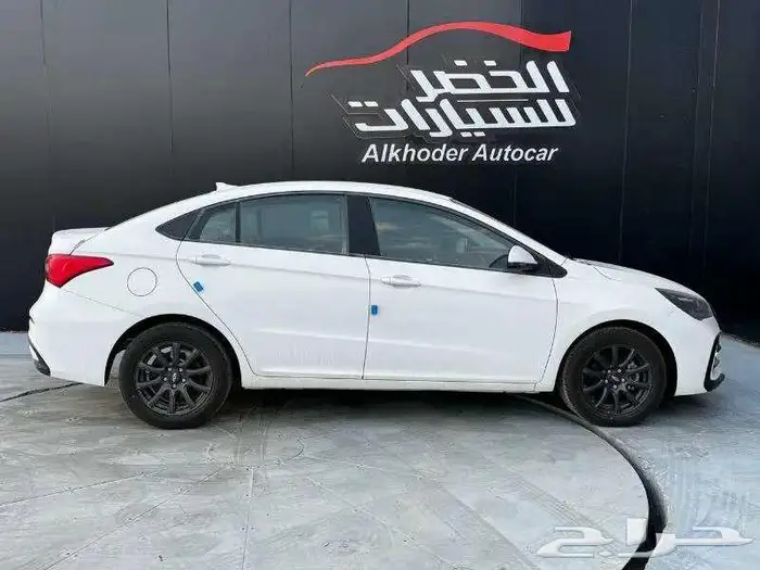 شيري اريزو 5 كمفورت 2025 لدى الخضر للسيارات 3