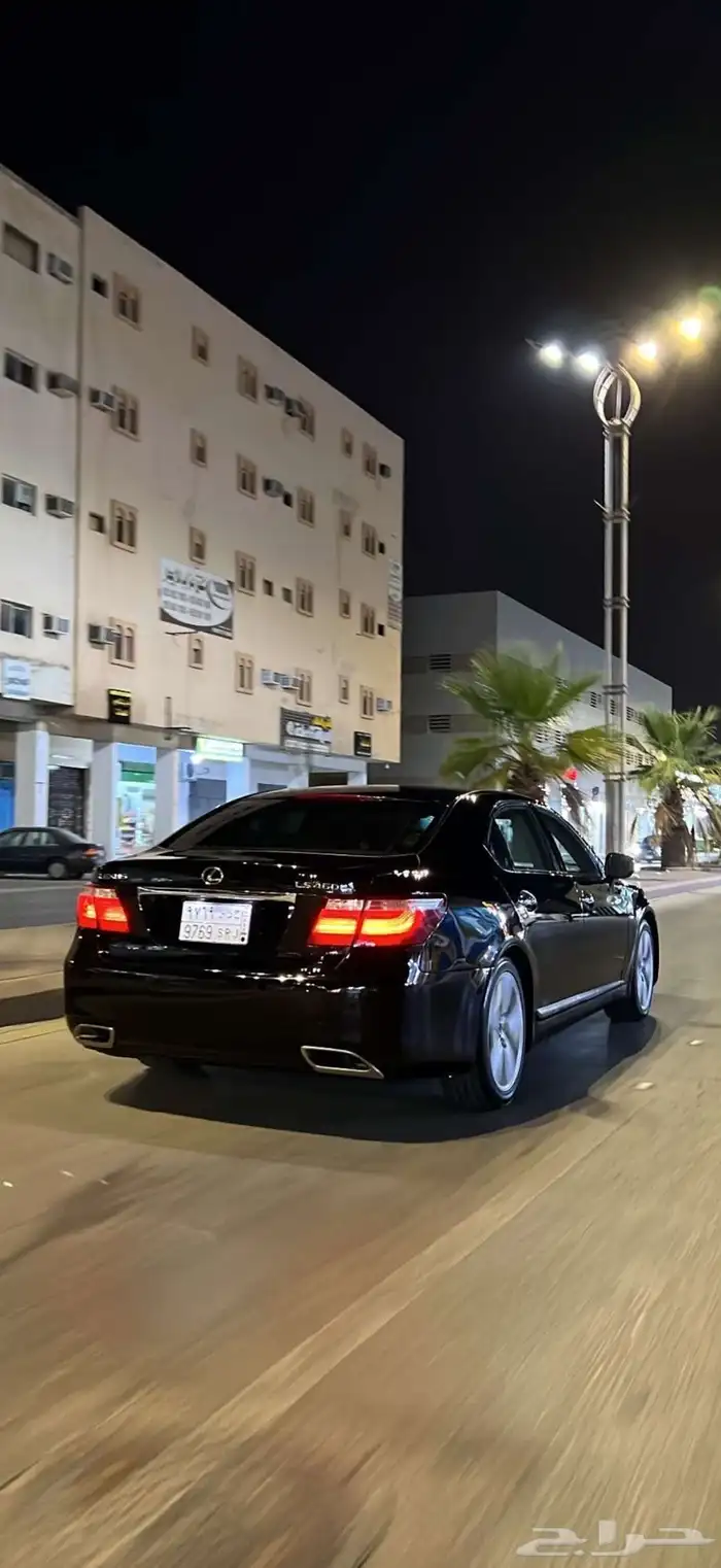 للبيع لكزس ls460l 2007 3