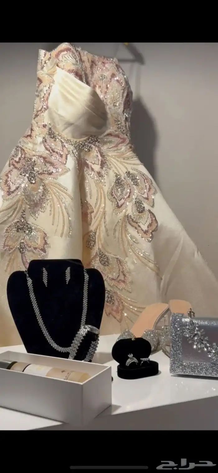 فستان جديد جميل ع الطبيعه 1