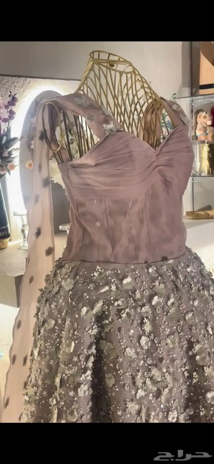 فستان للبيع 0