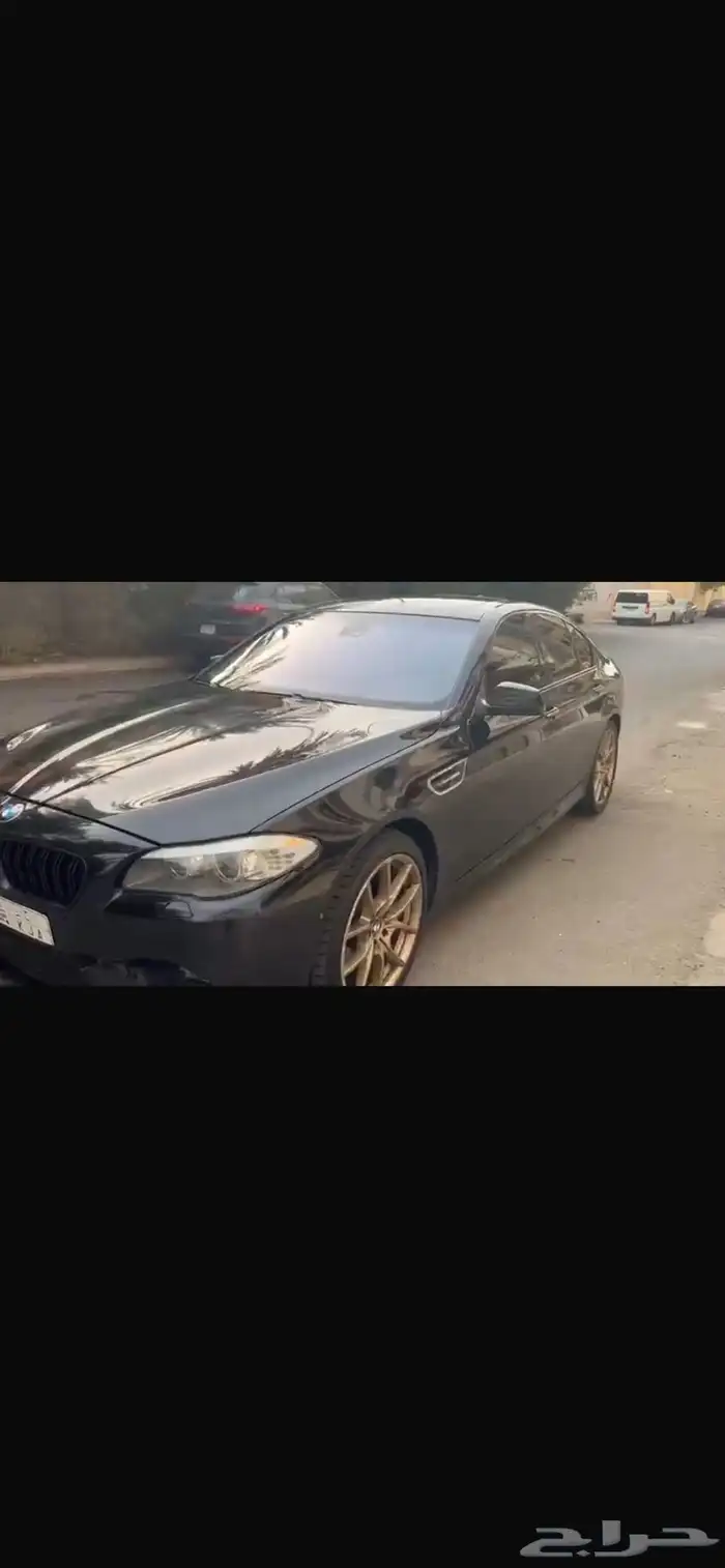 BMW F10 (2011) 8 سلندر توين تيربو(550i) 3