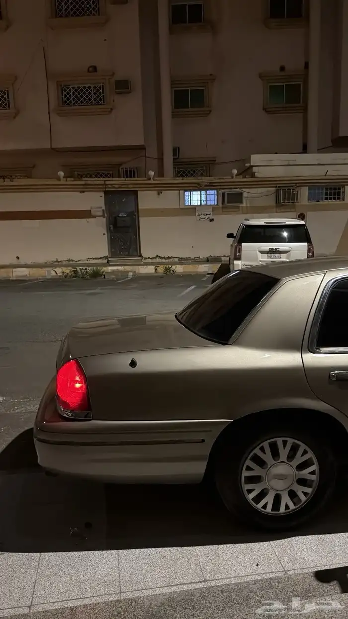 فورد فكتوريا 2005 6