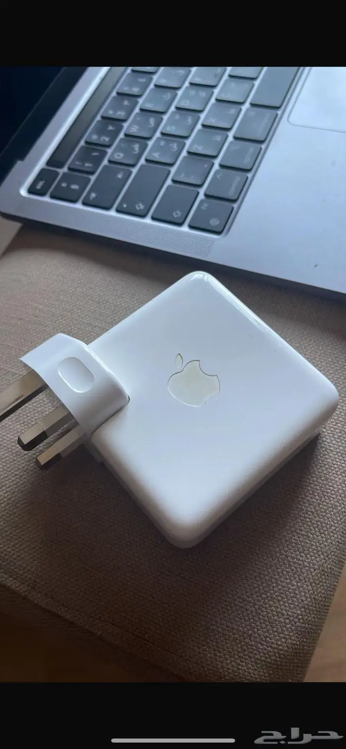 جهاز ماك بوك MacBook Pro 13-inch  M2  إصدار 2022 3