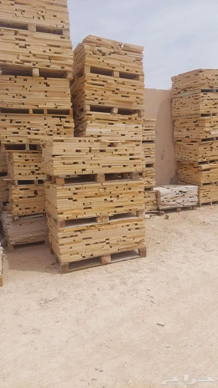 متوفر حجر عشوائي اصفر وابيض بالمزاحميه وضرماء 1