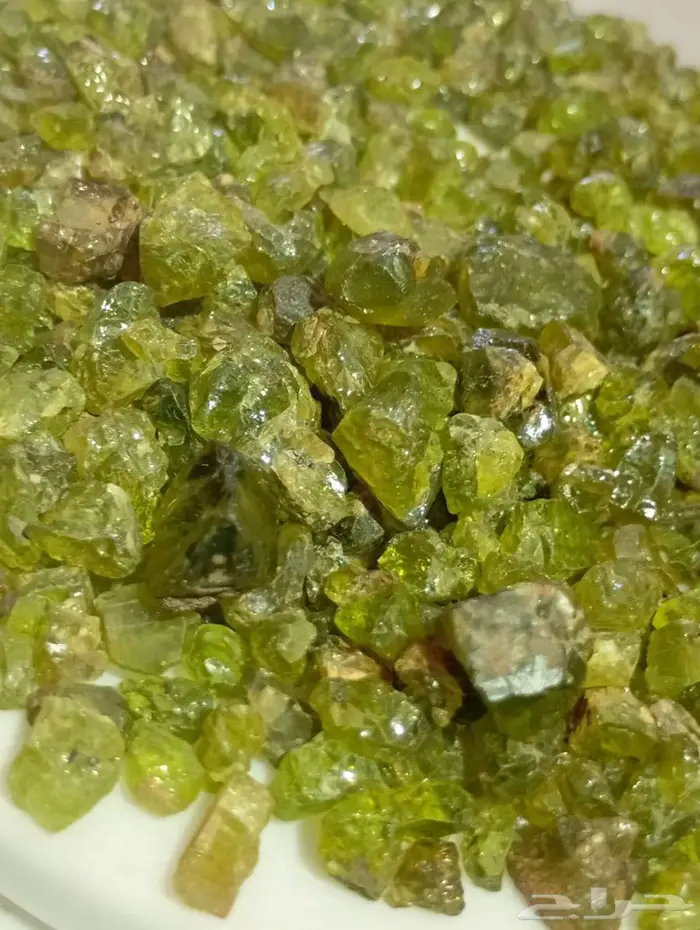 زبرجد احجار كريمة حجر كريم 0