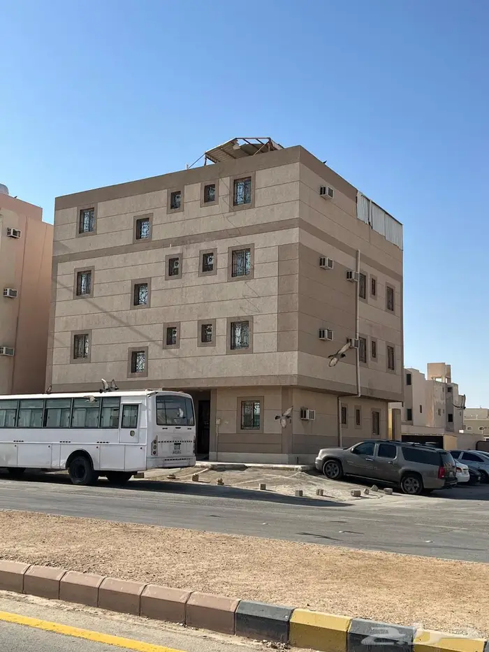 عماره للإيجار بالرياض حي لبن الكلوه 0