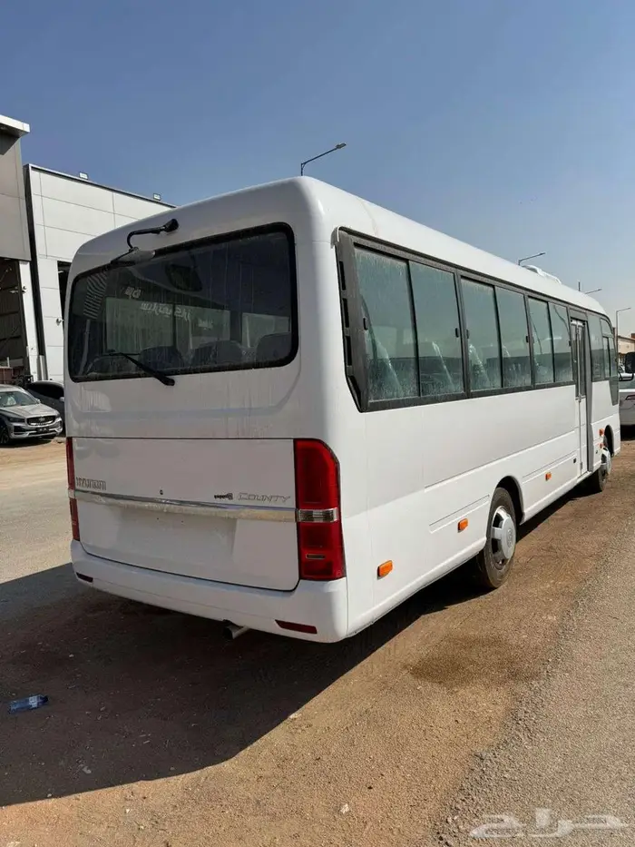 باص 26 راكب هيونداي كوانتي ديزل - انتاج 2025 10
