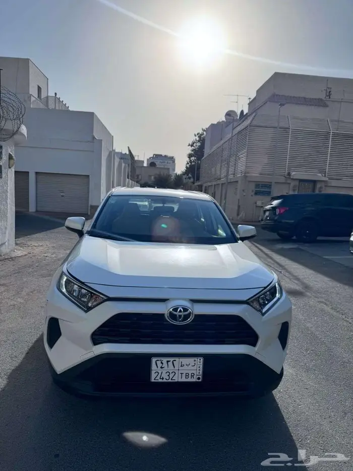 تويوتا راف فور ستاندر 0