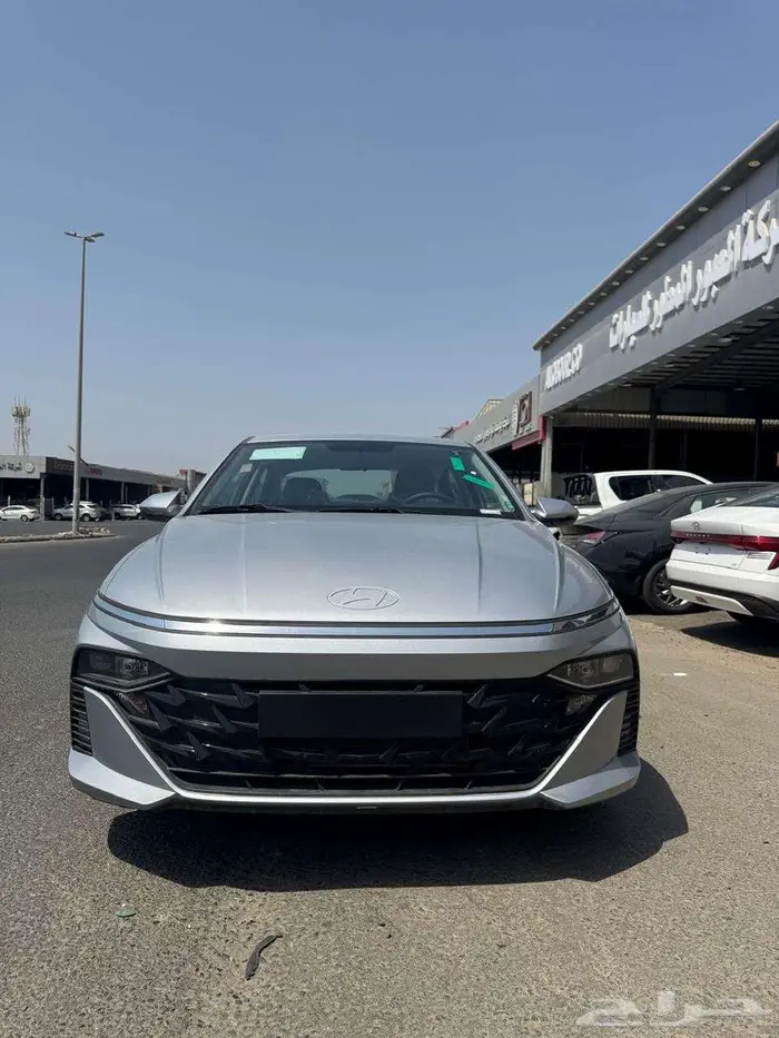 هيوانداى اكسنت فليت 1500 cc فضى موديل 2026 1