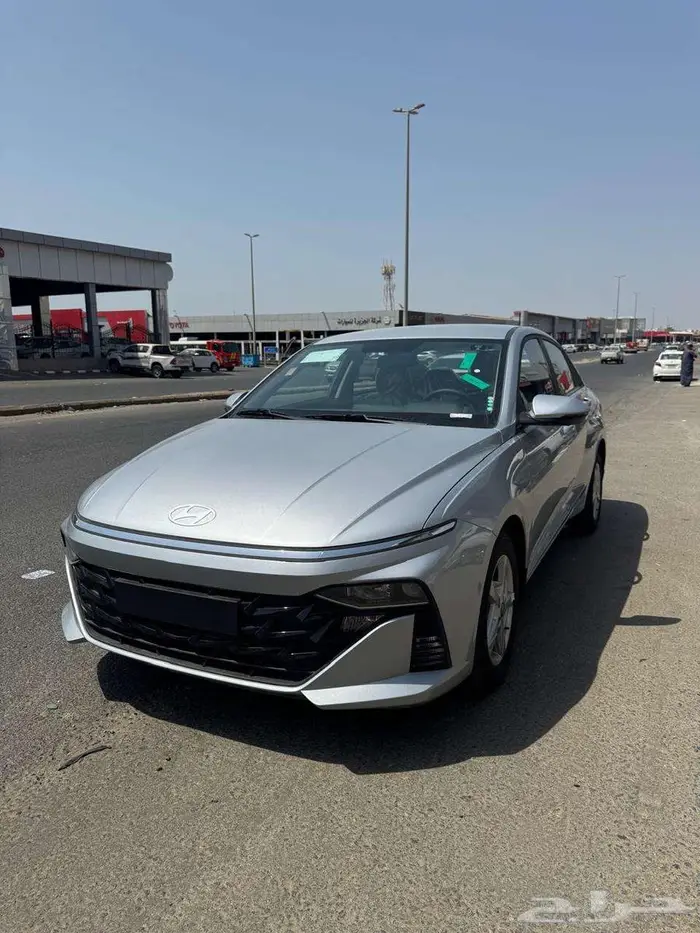 هيوانداى اكسنت فليت 1500 cc فضى موديل 2026 3