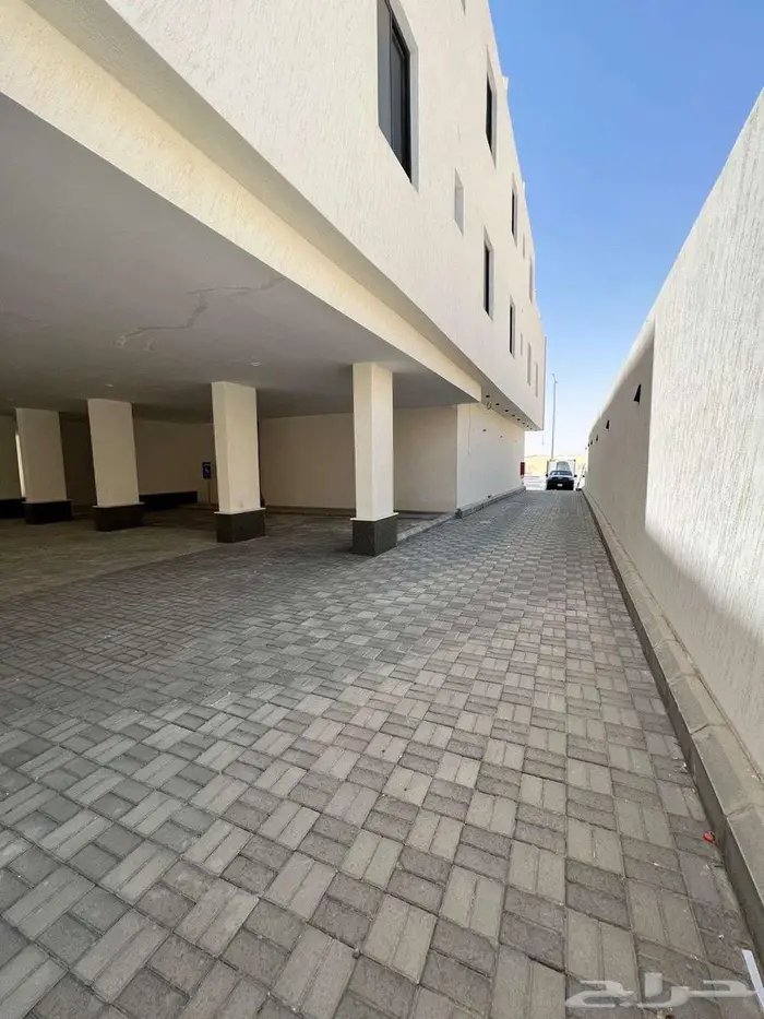 للايجار عمارة في الرياض حي الجنادرية   عرض رقم H1323 0