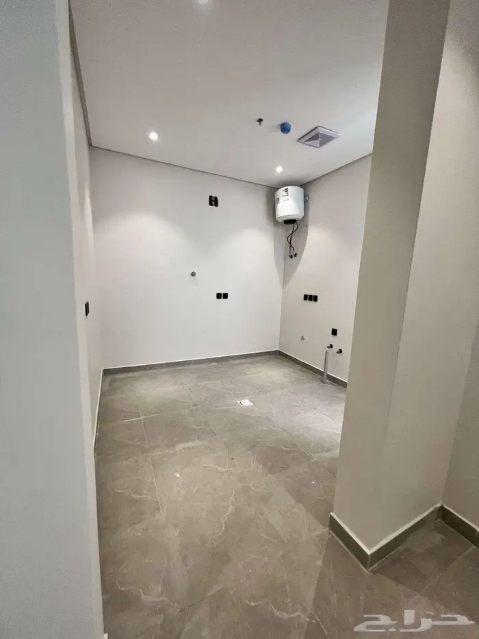 للايجار عمارة في الرياض حي الجنادرية   عرض رقم H1323 9