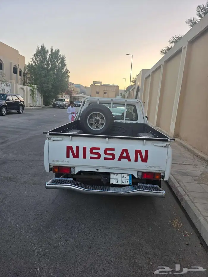 نيسان شاص 2013 فل كامل مع لوحة مميزة 1