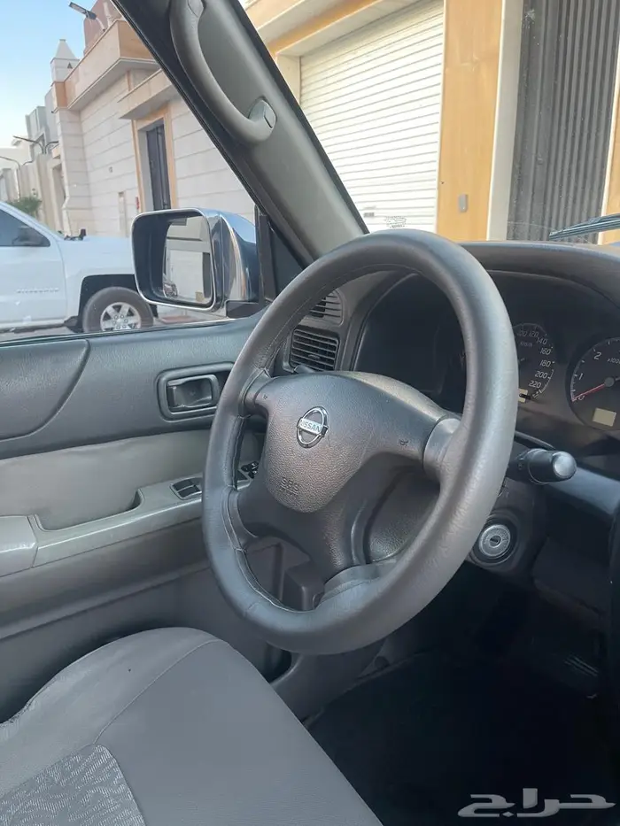 نيسان 16