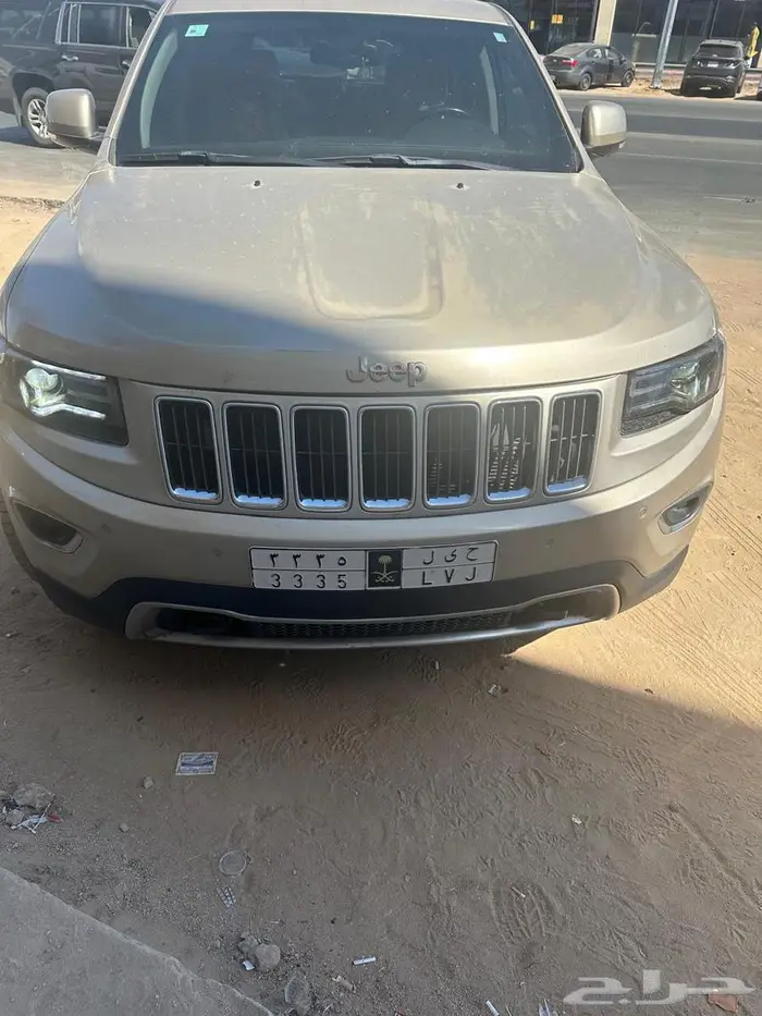 جيب شروكي 2015 0
