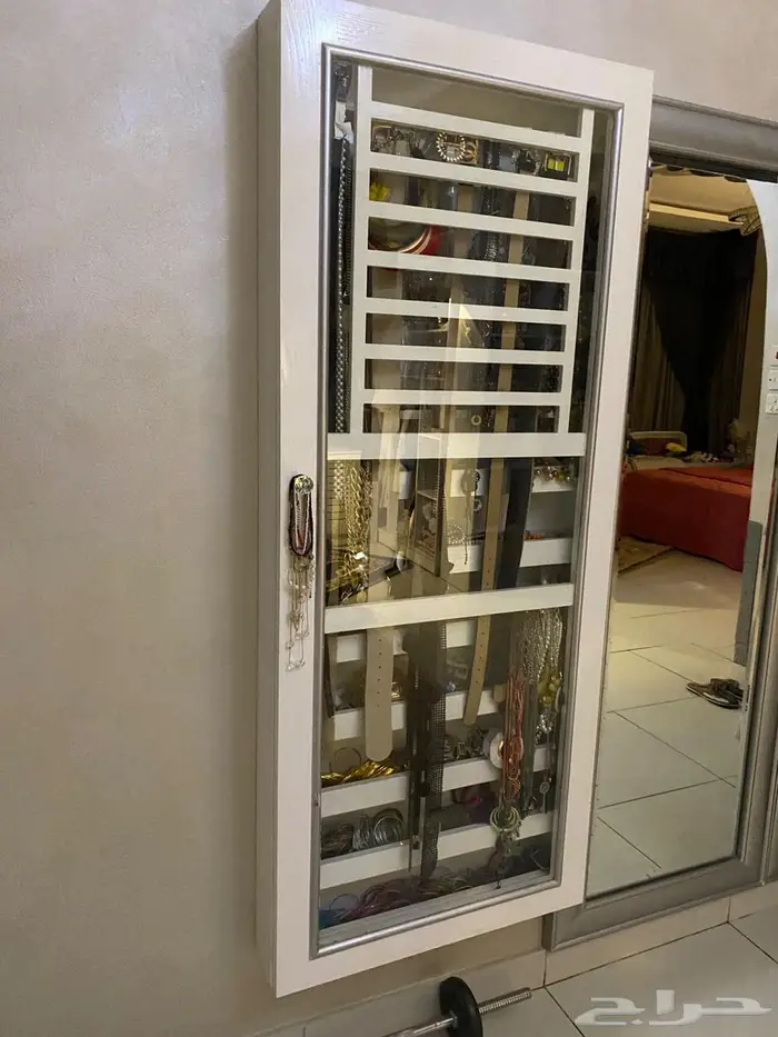 دولاب اكسسوارات 1