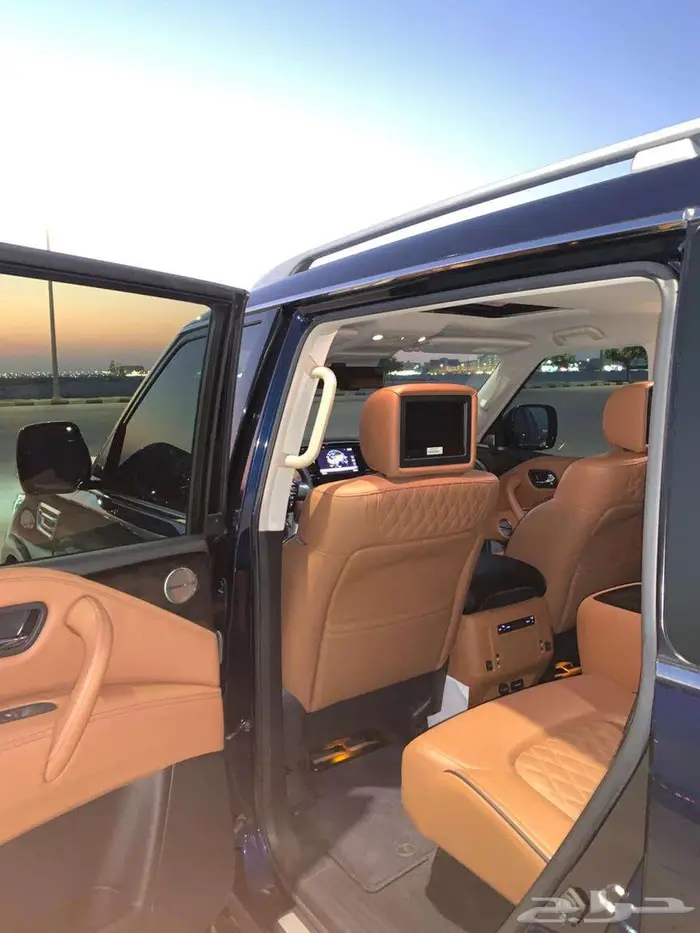 انفينتيQX80 بلاك اديشن 2