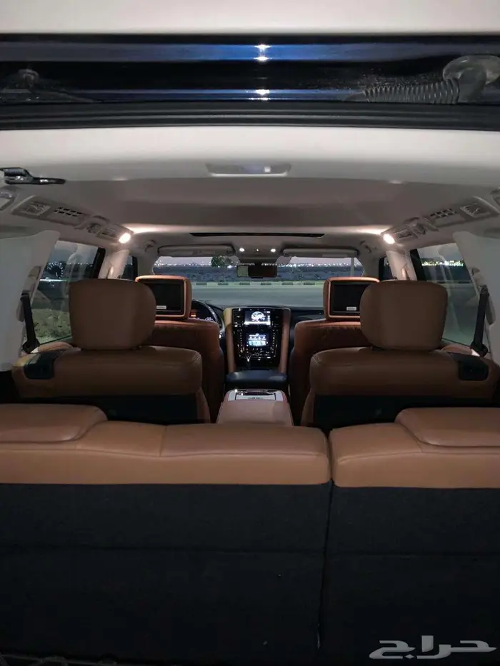انفينتيQX80 بلاك اديشن 11