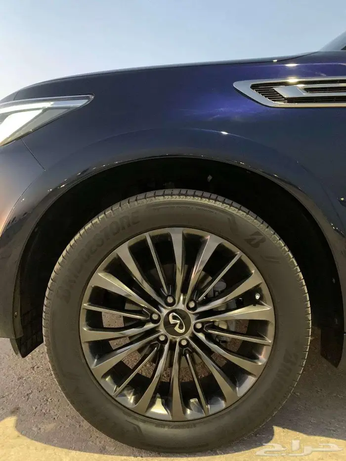انفينتيQX80 بلاك اديشن 28