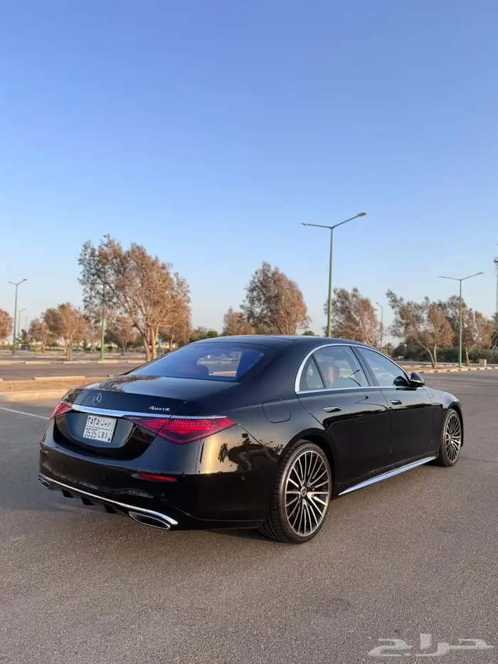 مرسيدس S580 2021 نظيفة جدا 3