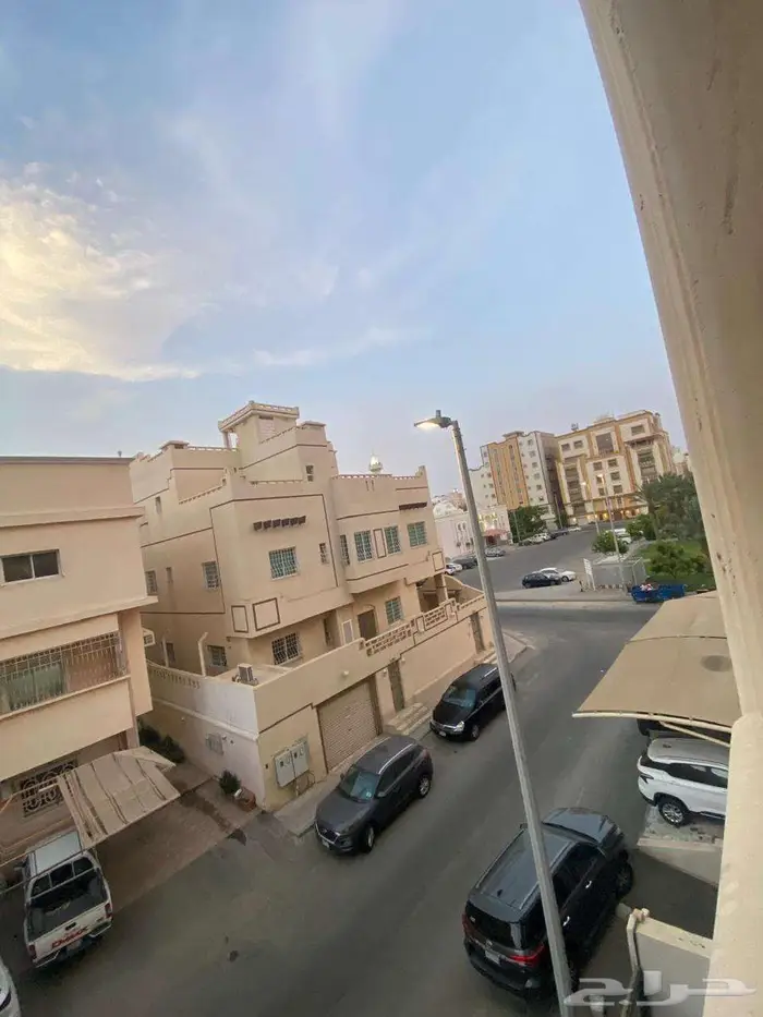 عقار رقم 180شقة للإيجار بشارع الثقافة العربية حي النهضة جدة 1