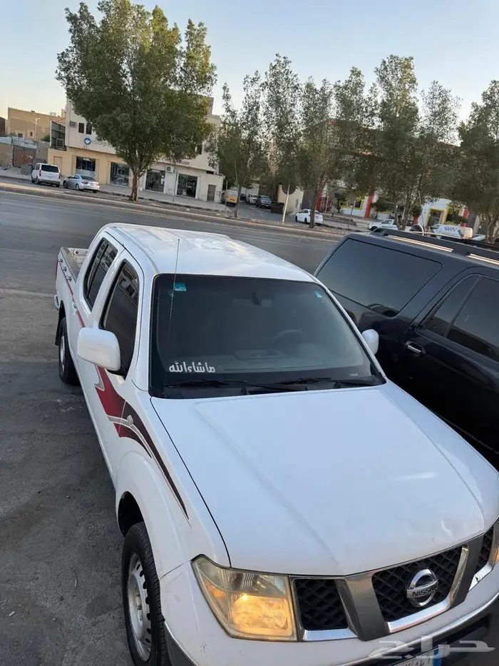 نيسان نافارا 10