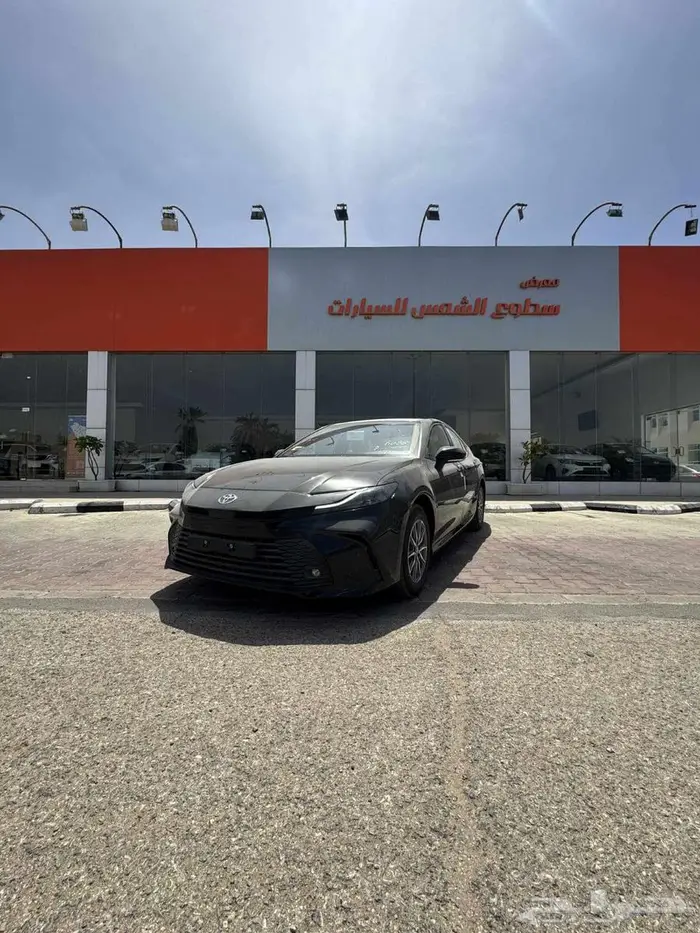 تويوتا كامري م 2025 E بنزين - سعودي 0