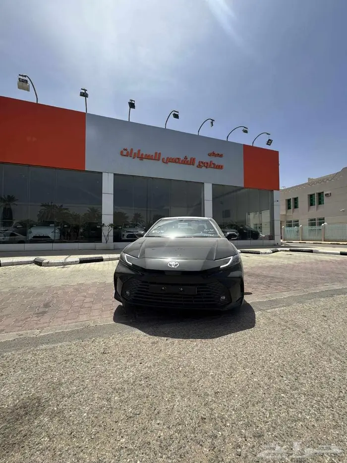 تويوتا كامري م 2025 E بنزين - سعودي 1