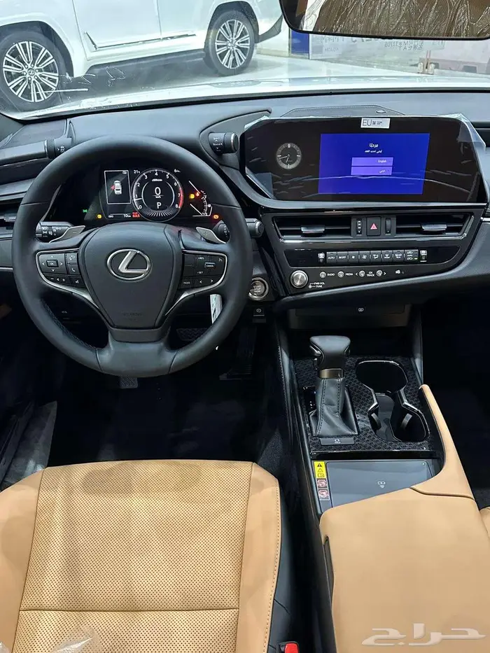 لكزس Es250 موديل 2025 كاش وتقسيط جميع البنوك 11